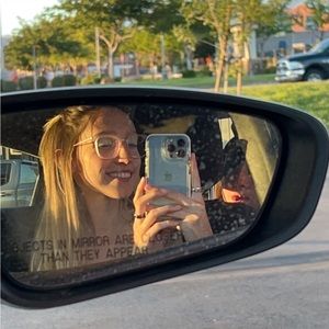 Meet your Posher, Jaquelyn